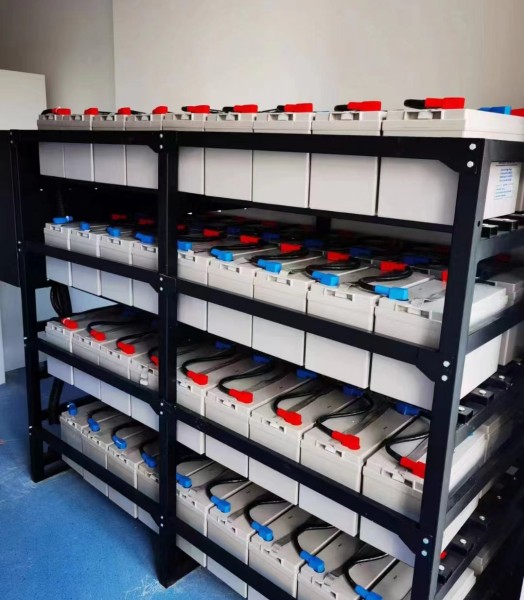 蓄电池单体漏液对电池架短路的影响