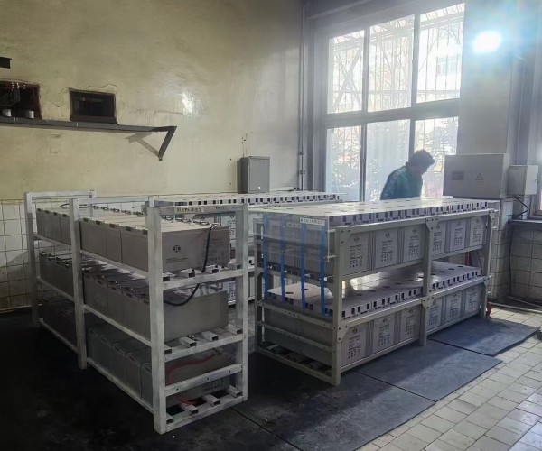 浅谈蓄电池内阻对寿命的影响分析